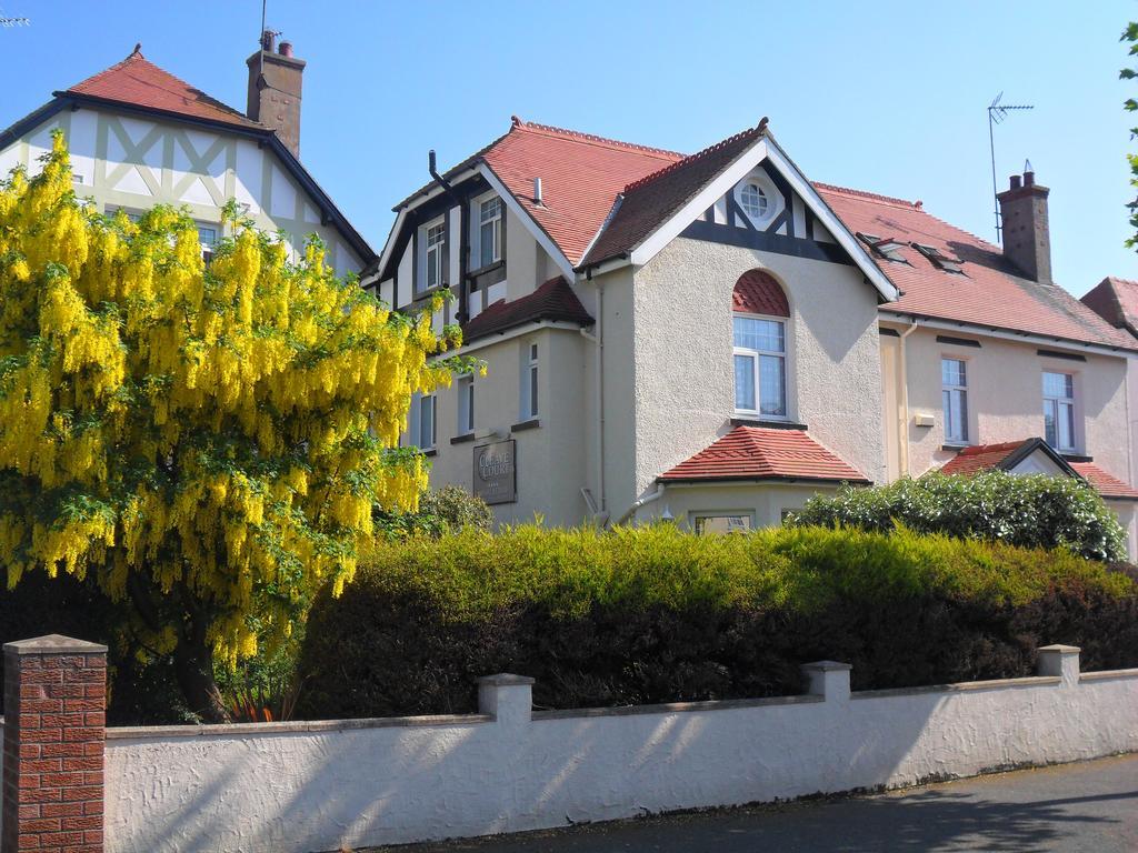 Cleave Court Guest House Llandudno Ngoại thất bức ảnh