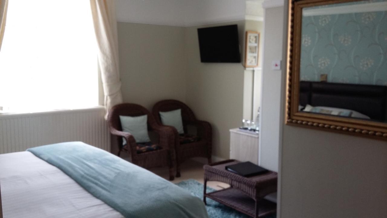 Cleave Court Guest House Llandudno Ngoại thất bức ảnh