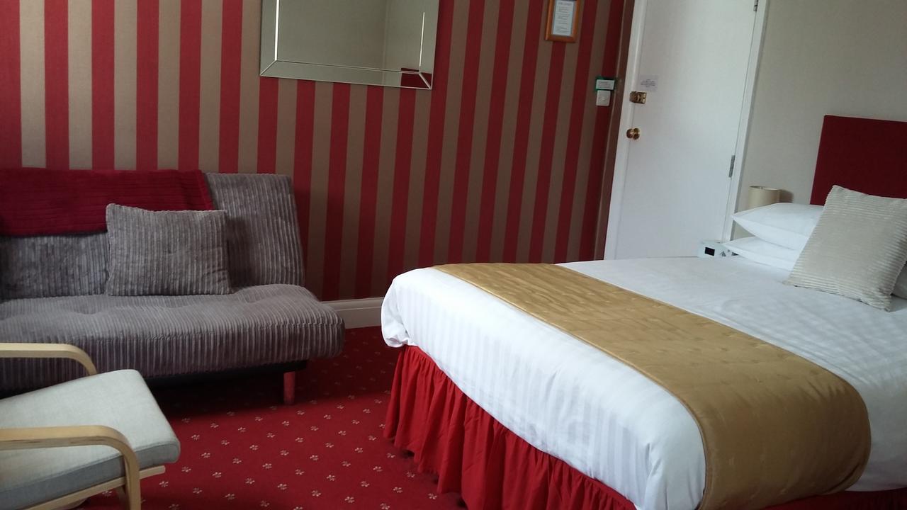 Cleave Court Guest House Llandudno Ngoại thất bức ảnh