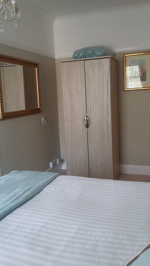 Cleave Court Guest House Llandudno Ngoại thất bức ảnh